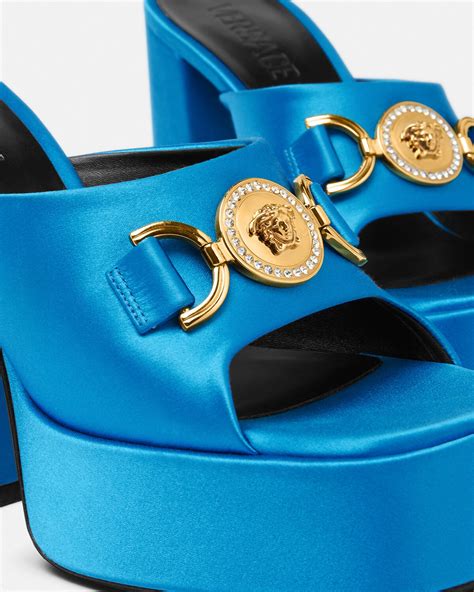 sandalia plataforma versace|Versace platform sandals.